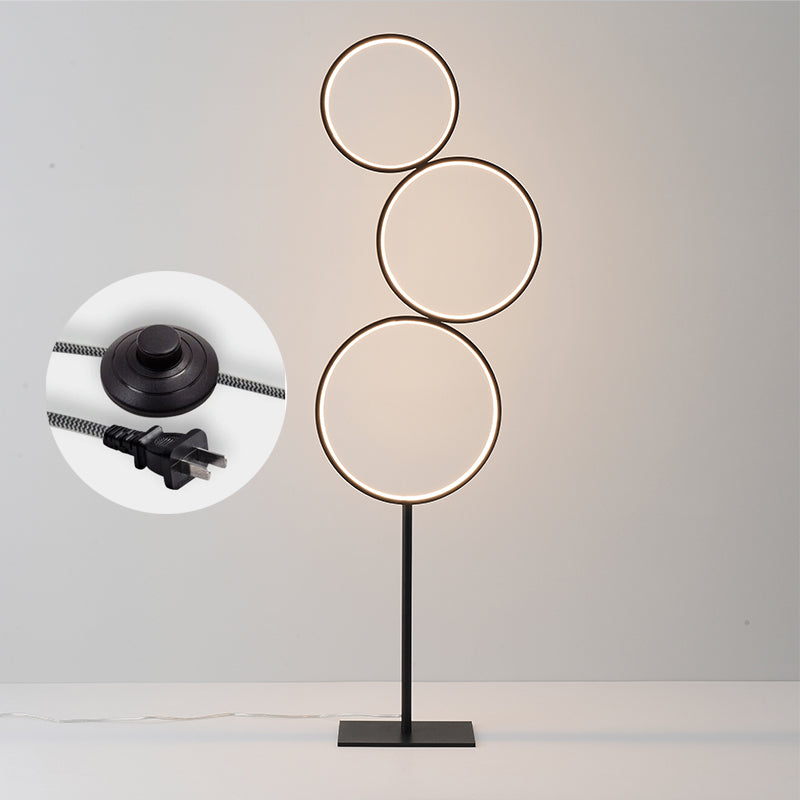 Luce a pavimento multi-anello in metallo Lampada in piedi a LED per soggiorno