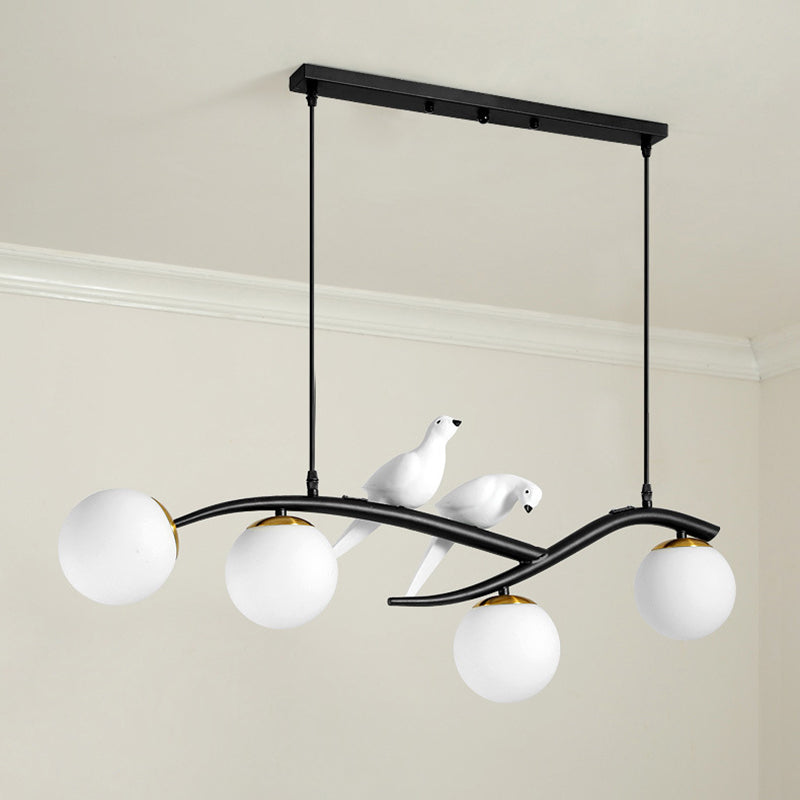 Modern Creative Globe Isola Light Iron Iron Firmine a 4 luci a 4 luci con tonalità di vetro