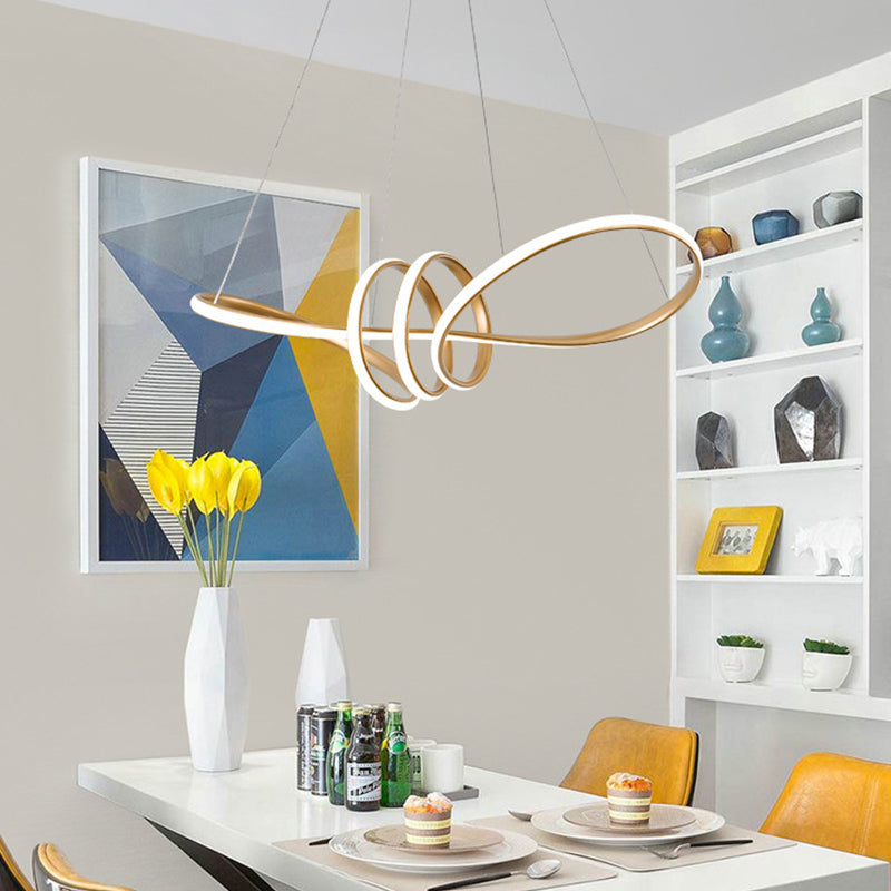 Acrylgold -LED -LED Hängende Lampe im modernen Einfachheit Eisen linearer Kronleuchter für Esszimmer