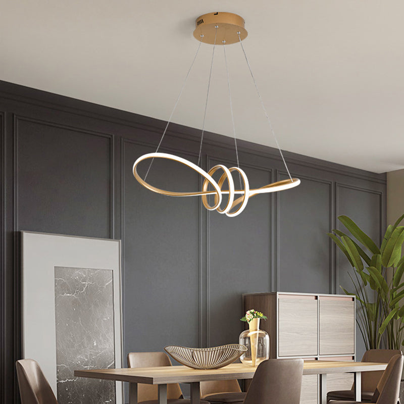 Acrylgold -LED -LED Hängende Lampe im modernen Einfachheit Eisen linearer Kronleuchter für Esszimmer