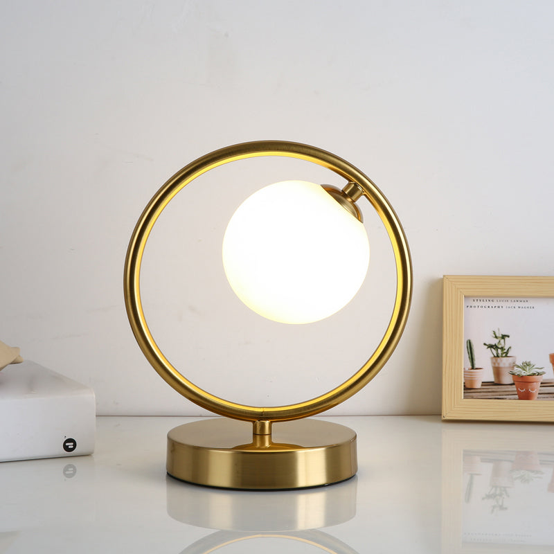 Lampade da tavolo Globe Lampade da comodino moderne in metallo a 1 luce in oro