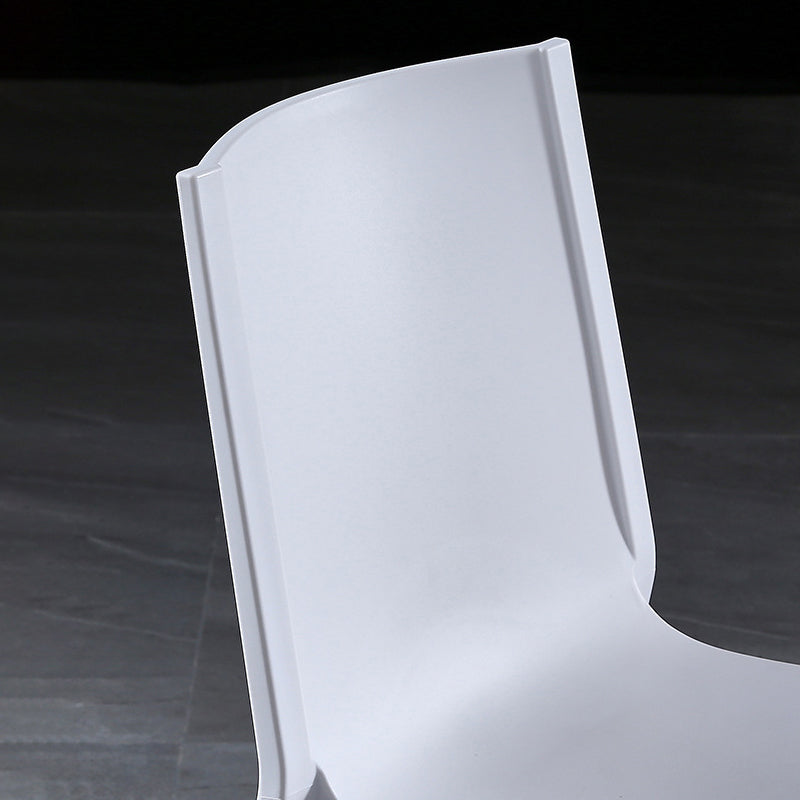 Chaise latéral de maison scandinave solide en plastique multicolore