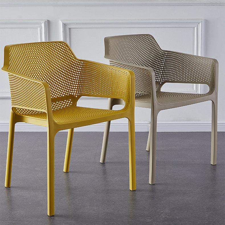 Chaises de bras empilables intérieures en plastique scandinave pour restauration en plastique pour la cuisine