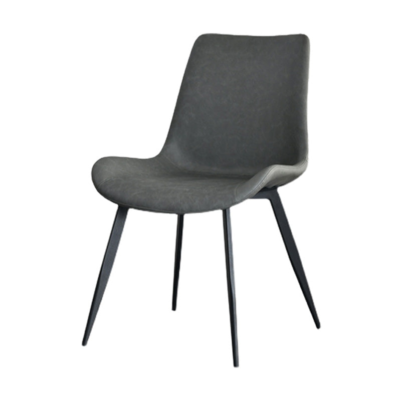 Chaises de salle à manger en simili cuir style contemporain avec 4 pieds finition noire, chaises sans accoudoirs