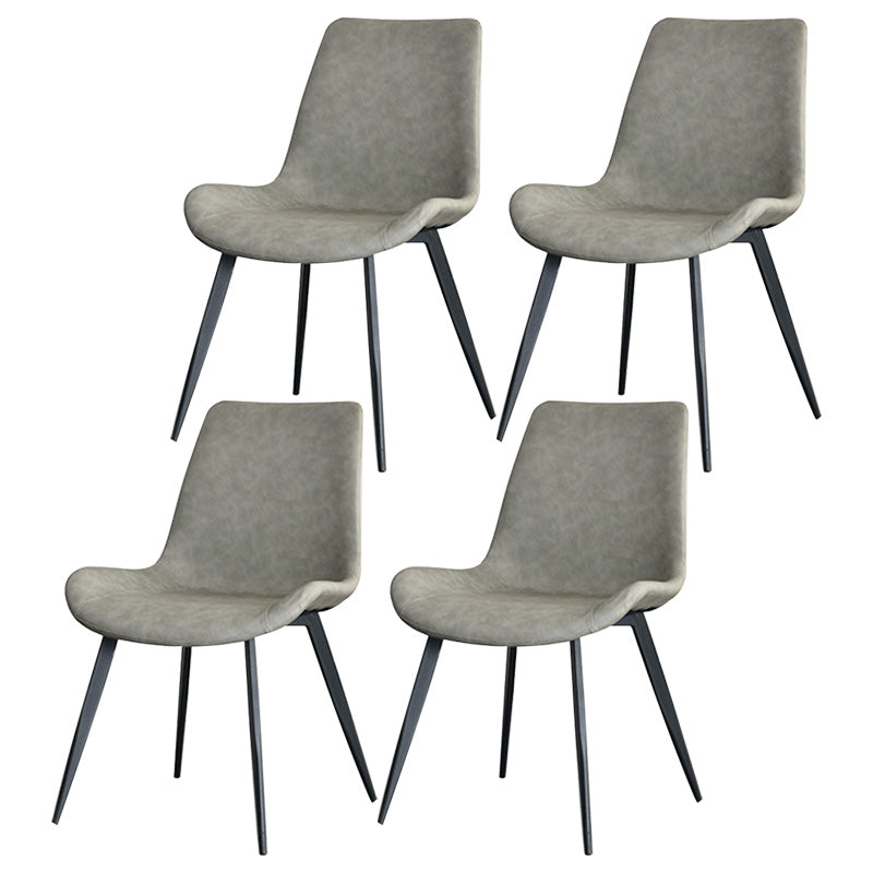 Chaises de salle à manger en simili cuir style contemporain avec 4 pieds finition noire, chaises sans accoudoirs