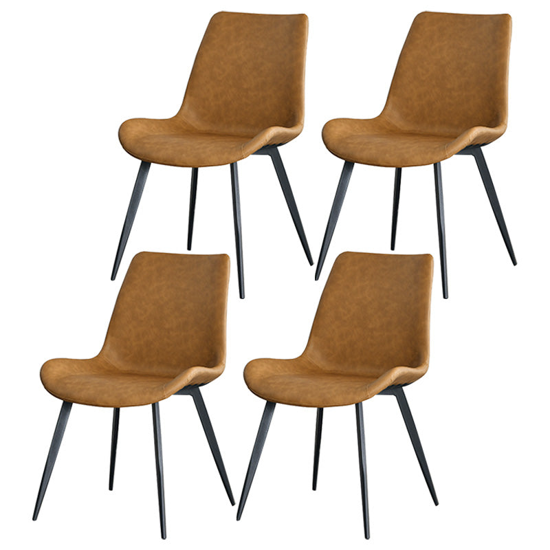 Chaises de salle à manger en simili cuir style contemporain avec 4 pieds finition noire, chaises sans accoudoirs