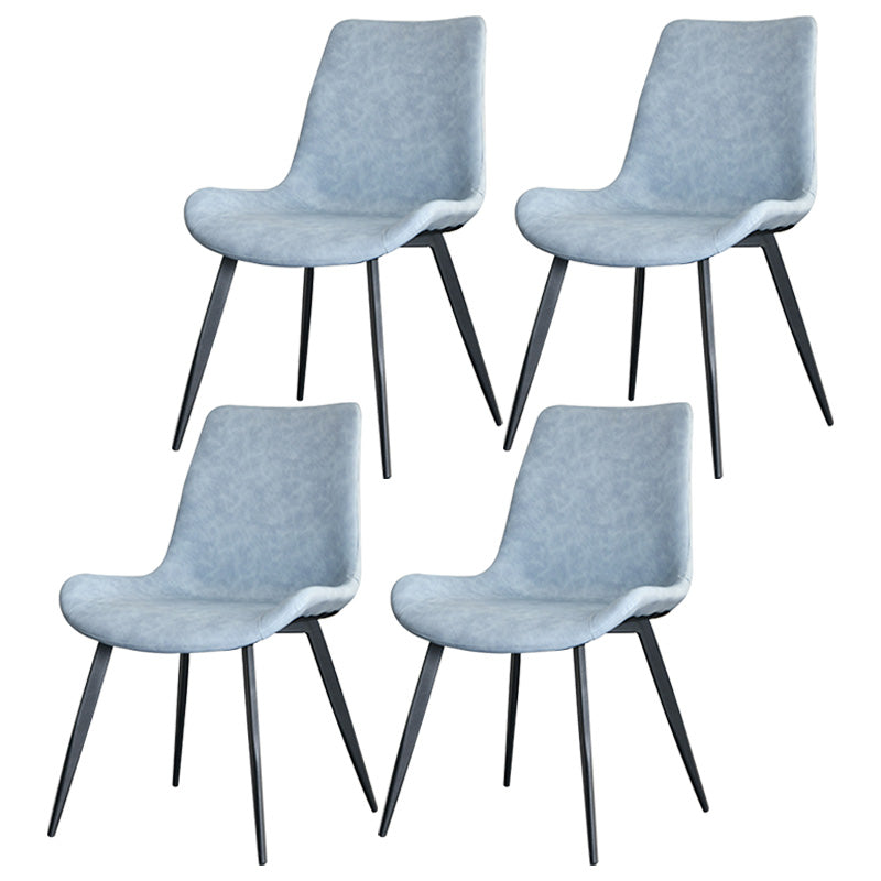 Chaises de salle à manger en simili cuir style contemporain avec 4 pieds finition noire, chaises sans accoudoirs