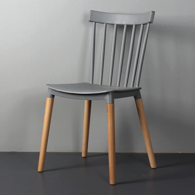 Chaise de salle à manger de style contemporain, chaise latérale empilable à dossier à lattes pour cuisine