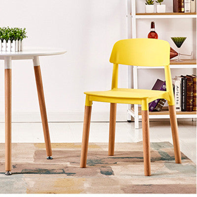 Chaise de salle à manger en plastique de style moderne, chaise latérale de salle à manger à dossier ouvert pour la cuisine