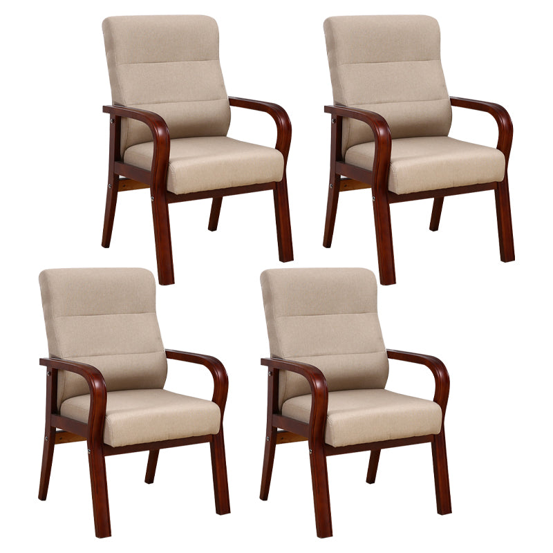 Chaises de bras arrière à salle à manger rembourrée moderne avec des jambes en bois