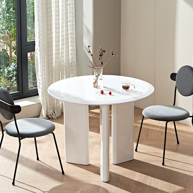 Minimalist White Kitchen Dining Table Solid Wood Round Shape Dining Table with 3 Legs Base