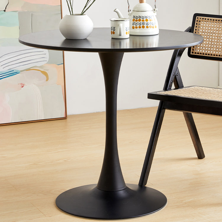 Eenvoudige stijl huis vaste houten eettafel ronde vormtafel met tulpbasis