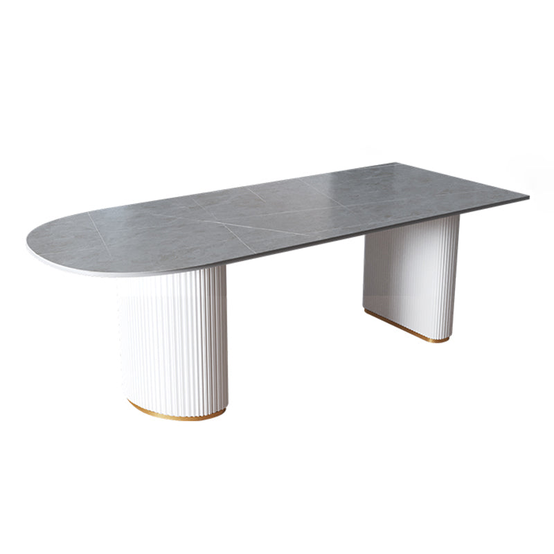 Eigentijdse thuis gesinterde stenen eettafel vrijformaat vormtafel met dubbele voetstukbasis
