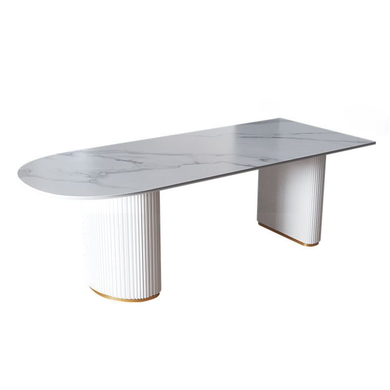 Eigentijdse thuis gesinterde stenen eettafel vrijformaat vormtafel met dubbele voetstukbasis