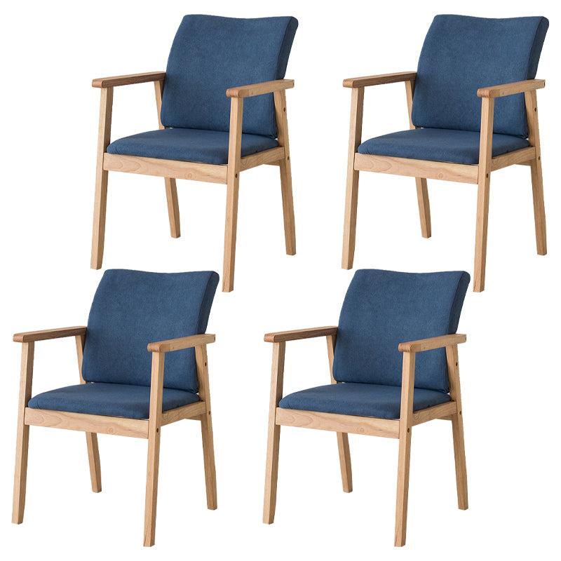 Chaise contemporaine en bois d'hévéa à dossier solide, chaise de salle à manger en bois au fini mat avec pieds naturels