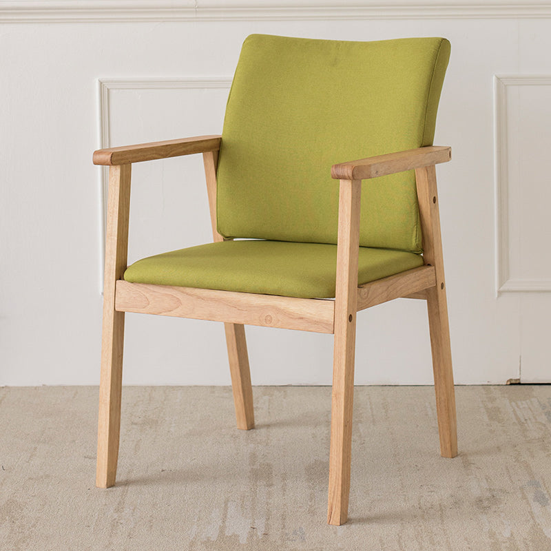 Chaise contemporaine en bois d'hévéa à dossier solide, chaise de salle à manger en bois au fini mat avec pieds naturels