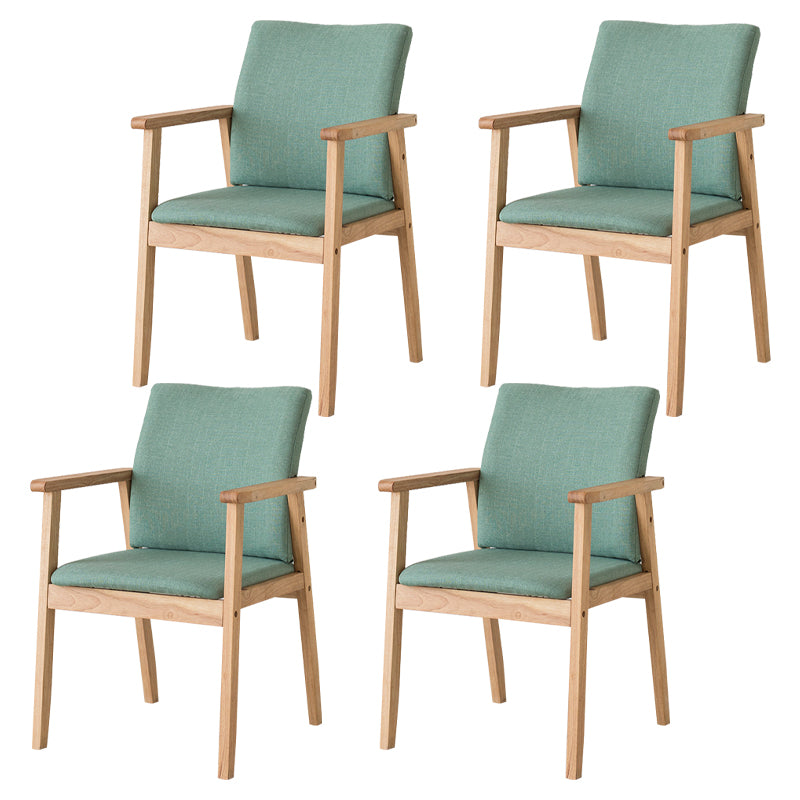 Chaise contemporaine en bois d'hévéa à dossier solide, chaise de salle à manger en bois au fini mat avec pieds naturels