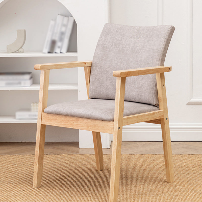 Chaise contemporaine en bois d'hévéa à dossier solide, chaise de salle à manger en bois au fini mat avec pieds naturels