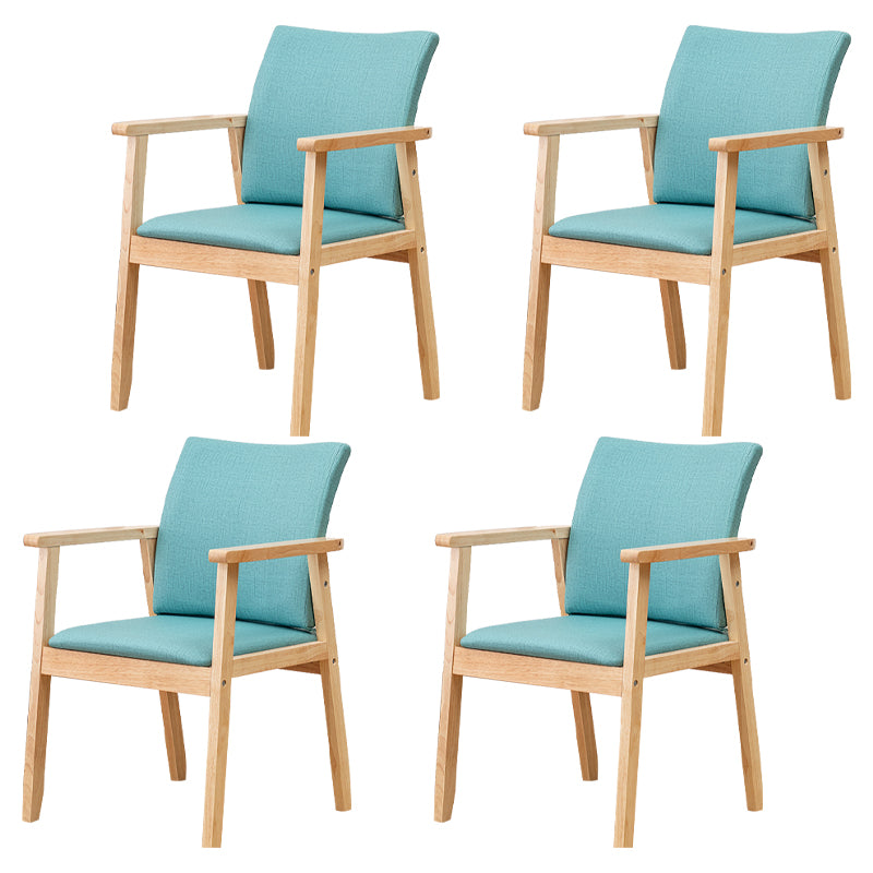 Chaise contemporaine en bois d'hévéa à dossier solide, chaise de salle à manger en bois au fini mat avec pieds naturels