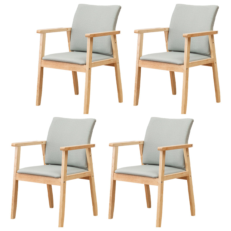 Chaise contemporaine en bois d'hévéa à dossier solide, chaise de salle à manger en bois au fini mat avec pieds naturels