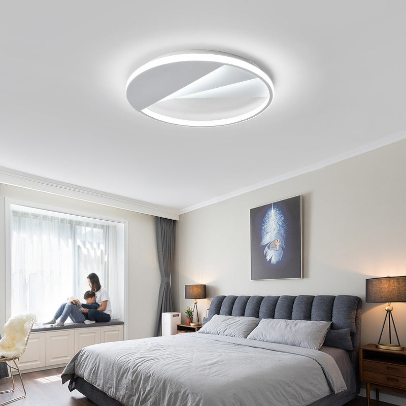 White Aluminum Acrylic Ceiling Lights Flush Mount Modern 18"/21.5" Round Flush Light in Warm/White for Bedroom