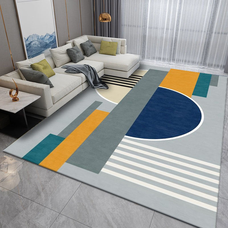 Grey Modern Carpet Polyester Striped Carpet Non-Slip Backing Carpet for Living Room