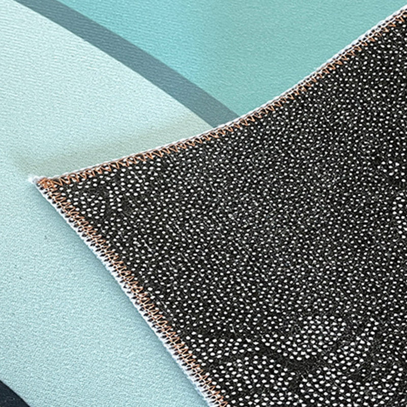 Round Christmas Print Carpet Polyester Modern Rug Stain Resistant Area Carpet for Living Room