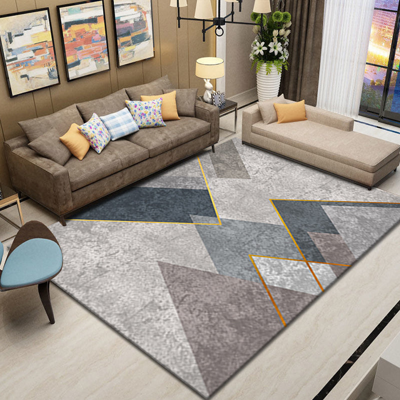 Light Grey Modern Carpet Polyester Graphic Carpet Washable Area Carpet for Living Room