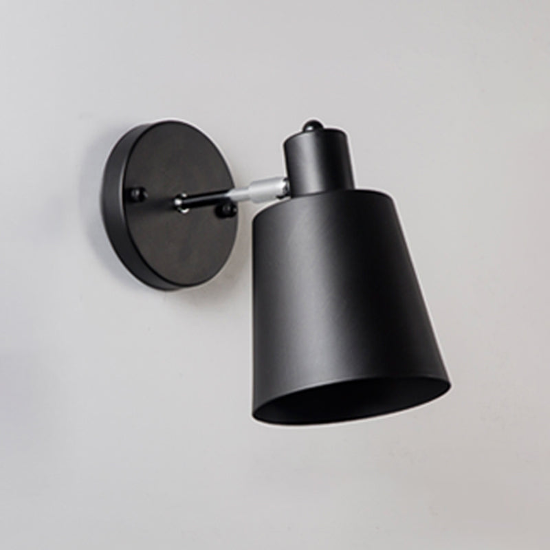 Noordse moderne metalen metalen wandmontage van 1 licht montage lamp kegelwand sconce voor slaapkamer