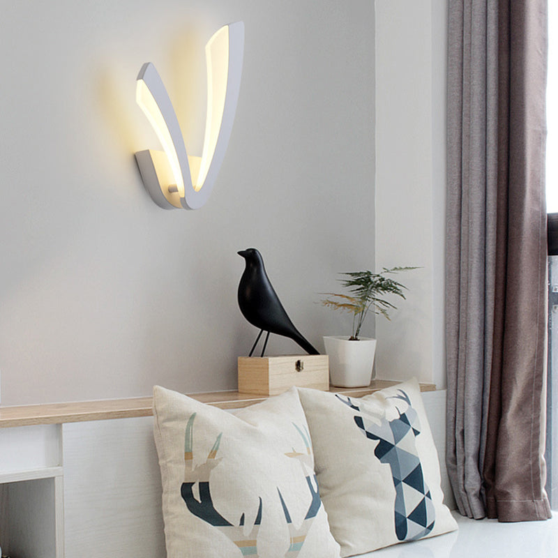 Illuminazione a parete a parete a V a V 1 illuminazione Vintagemoderna