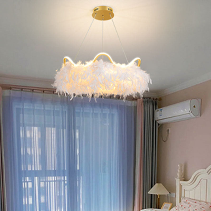 Verstellbare Kronleuchterleuchten moderner Kronleuchter -Anhängerlampe mit weißem Federschatten