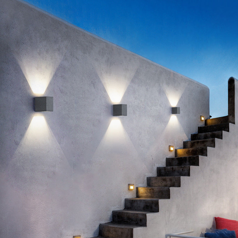 Quaderwandleuchte moderne 1-Licht-Wandlampe mit Zementschatten für Gang