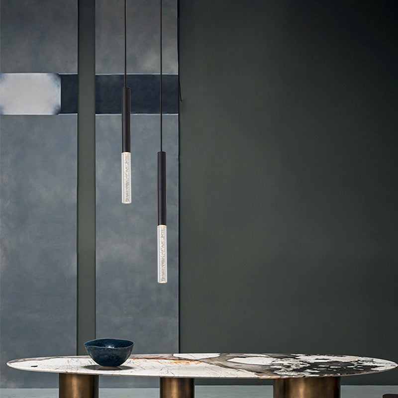 LED HORTING LIGHT avec un éclairage pendentif contemporain noir en acrylique