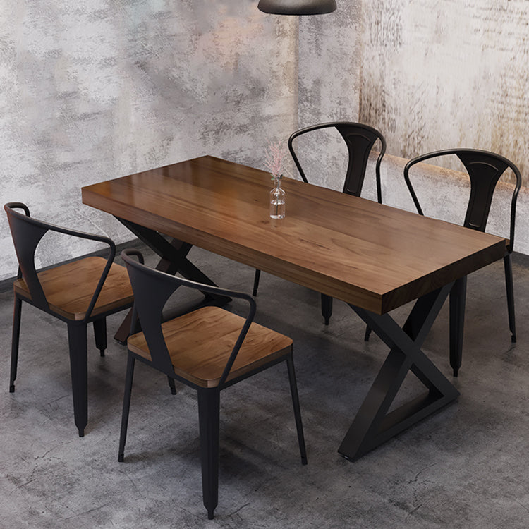 Tavolo da pranzo in legno massiccio in stile industriale Tavolo rettangolo marrone con base di metallo per sala da pranzo