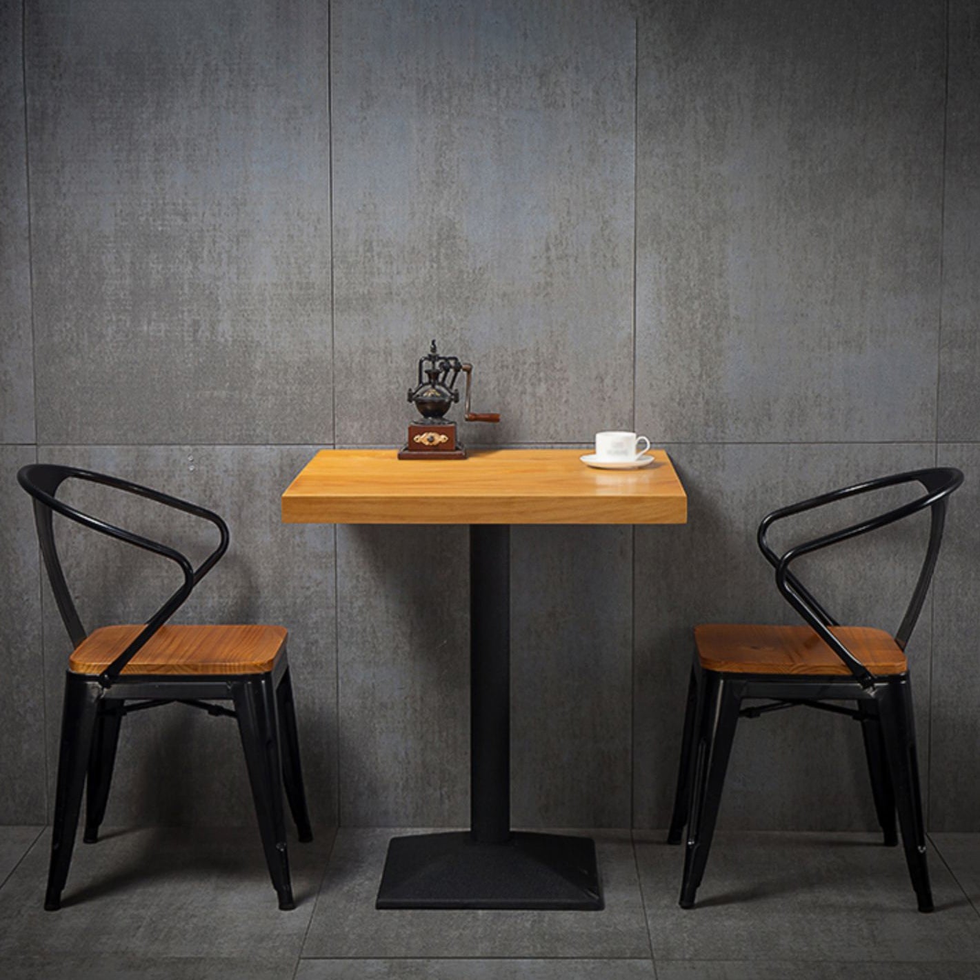 Industrial Massivholz Esstisch Brauner Quadratisch mit Sockelbasis für Esszimmer