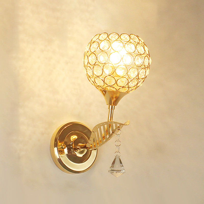 Lampada a monte a parete globo moderna illuminazione montata a parete a 1 luci con un ombra di cristallo chiaro