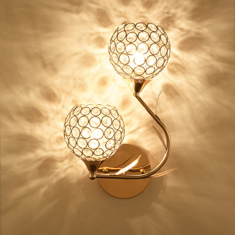 Lampada a monte a parete globale moderna lampada montata a parete a 2 luci con tonalità di cristallo chiaro