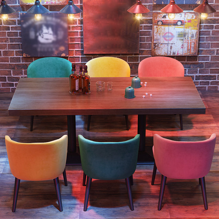 Mesa de comedor industrial Mesa de madera maciza de pino con base negra para comedor