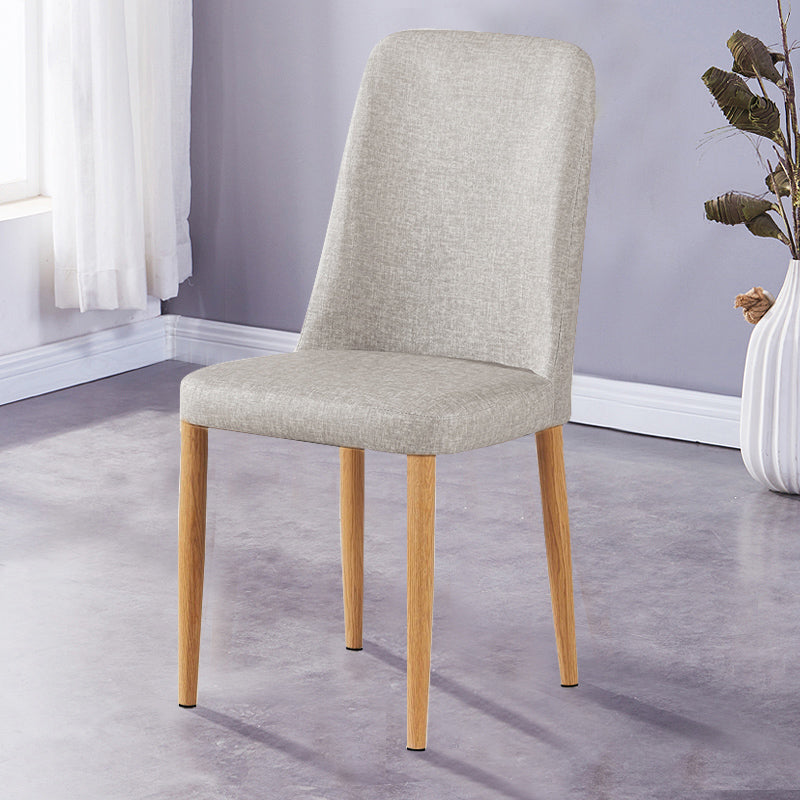 Chaise d'appoint de maison scandinave, chaise de salle à manger rembourrée en métal à dossier solide
