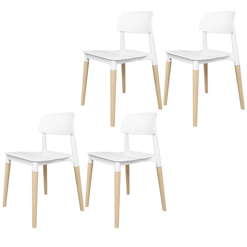 Chaises de salle à manger sans bras empilables en plastique ou ouverte la chaise latéral avec des cuisses de bois