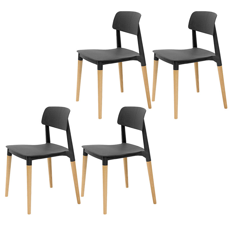 Chaises de salle à manger sans bras empilables en plastique ou ouverte la chaise latéral avec des cuisses de bois