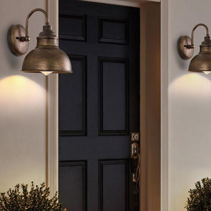 Industrielle klassische Kuppelwandlampe Schmiedeeisen -Wandleuchte für Außenräume