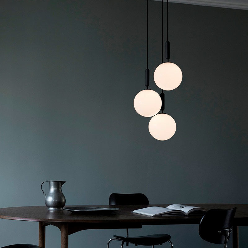 Moderne minimalistische Anhängerleuchte -Deckenbeleuchtung mit kreativer Glasform