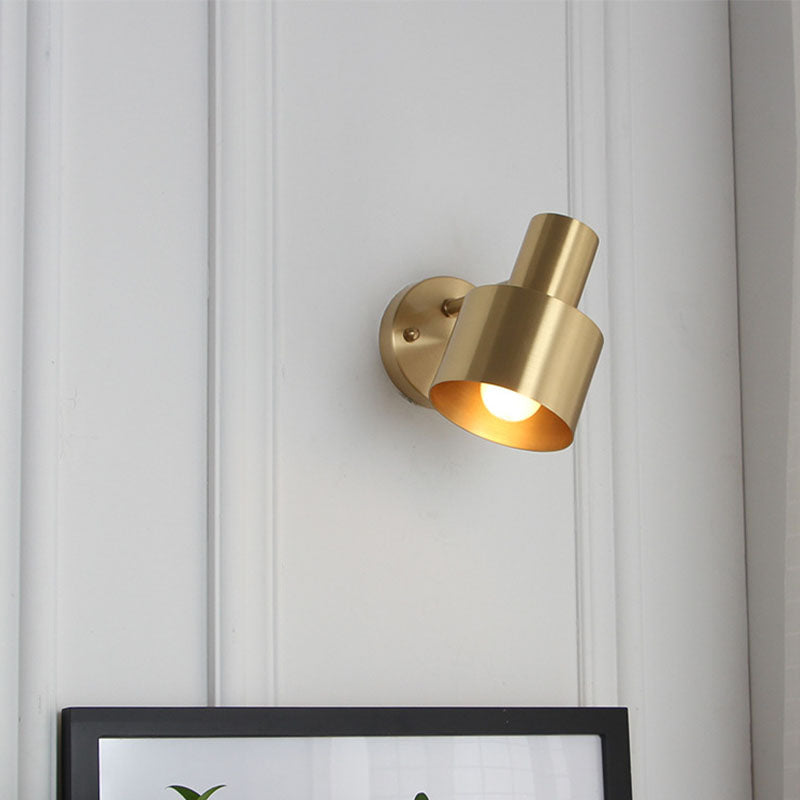 Pocone murale in metallo in stile postmoderno 1 lampada da parete in oro chiaro per corridoio da letto