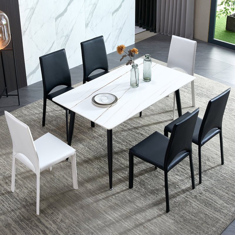 Chaise de salle à manger de cuisine de style contemporain chaise sans bras empilable avec des jambes en métal