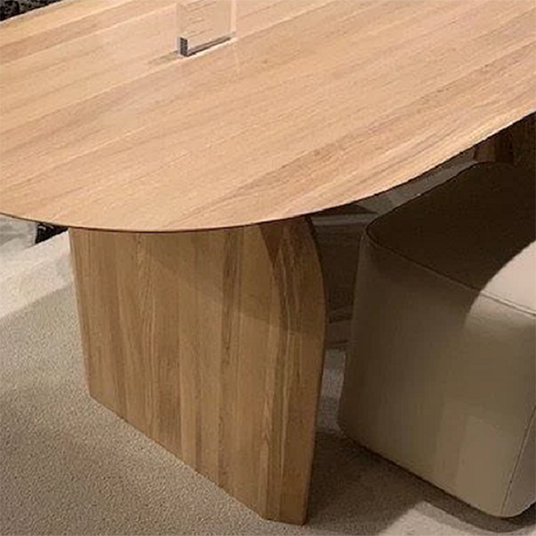 Ovaler Tisch Dichtungstisch zeitgenössischer Massivholz -Dinnerzimmer Tisch mit doppelter Sockel