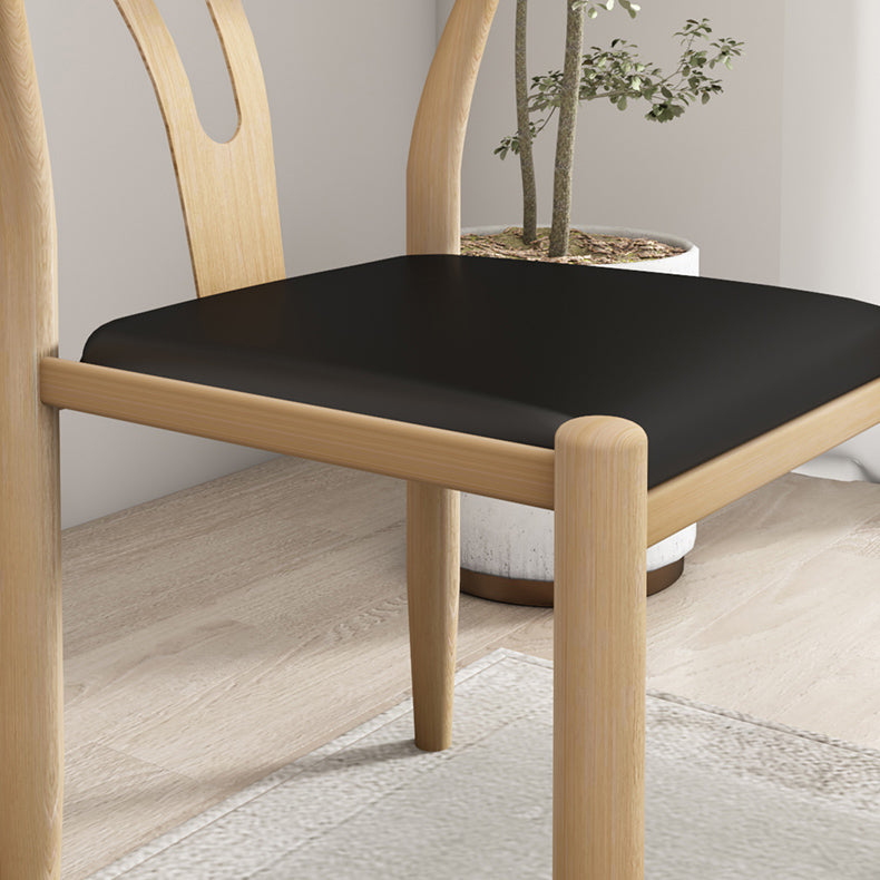 Chaises en métal de style contemporain