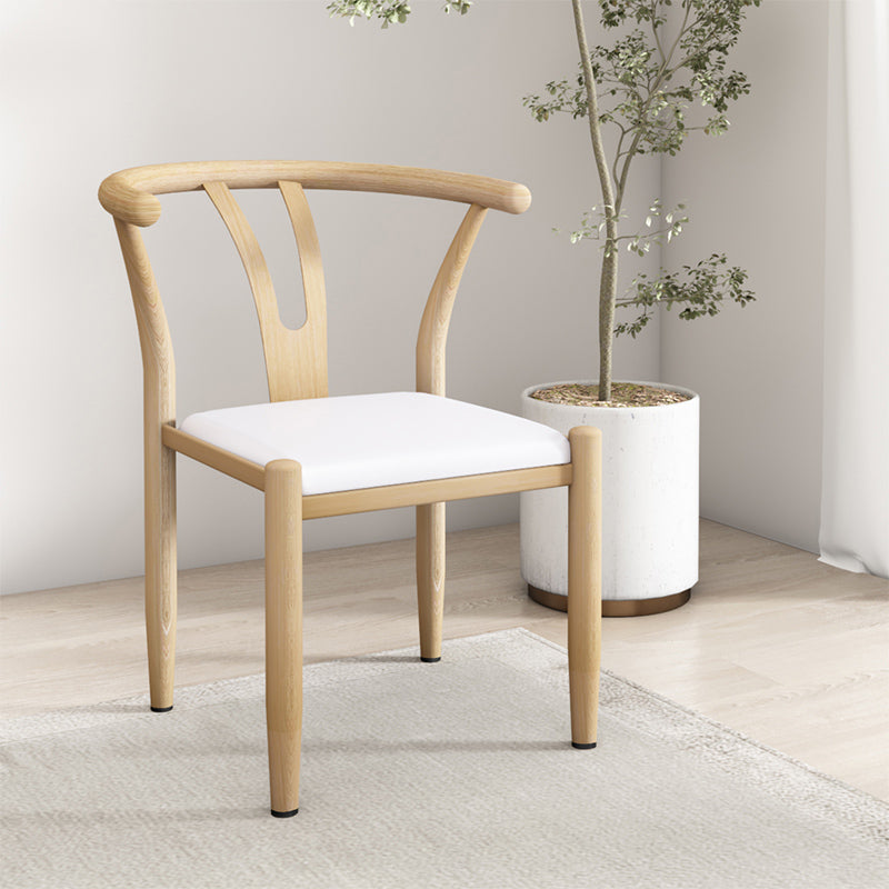 Chaises en métal de style contemporain