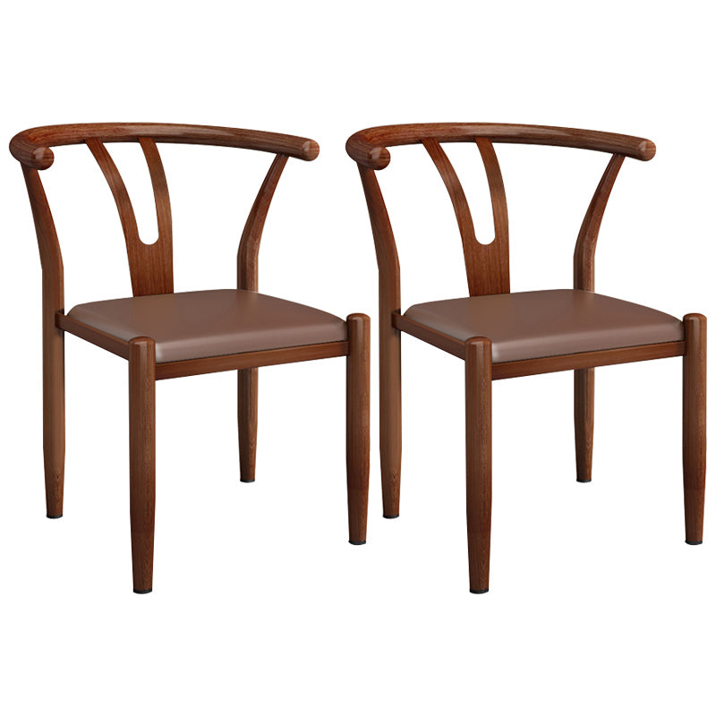 Chaises en métal de style contemporain