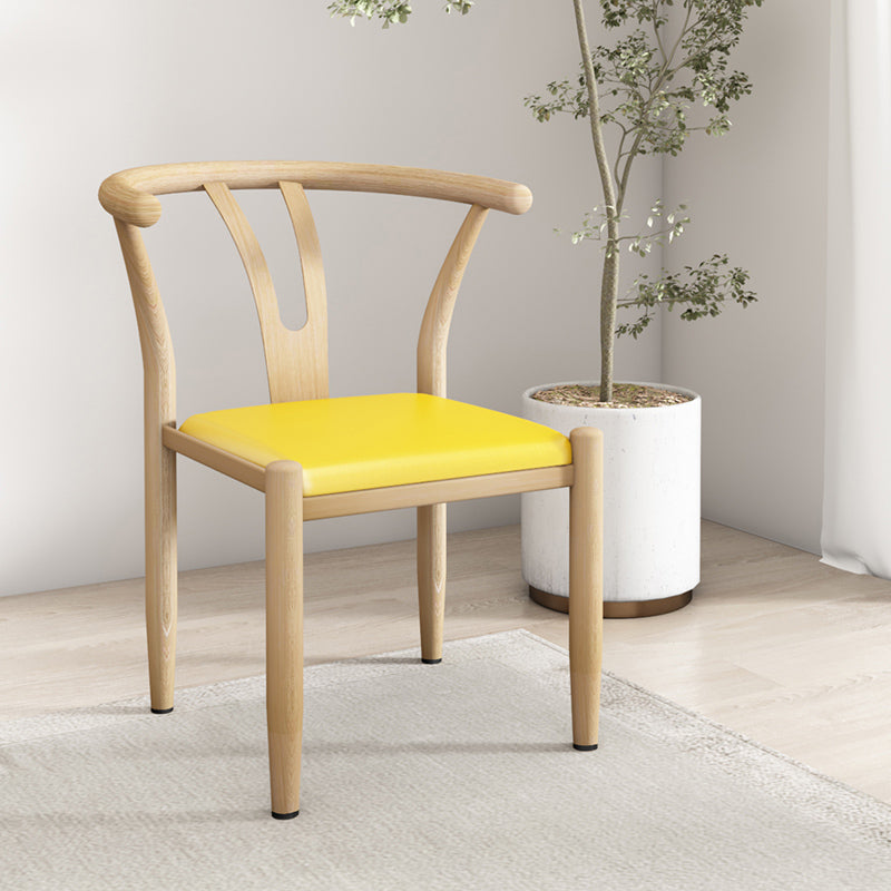 Chaises en métal de style contemporain